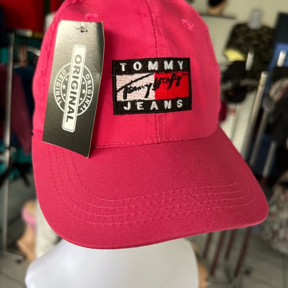 Universal Hat - Picture 13 of 16